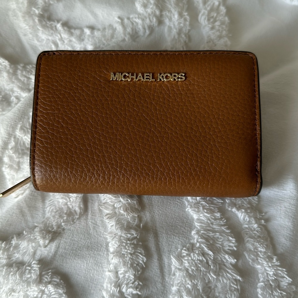 Michael Kors Bi-fold Leather Wallet EUC